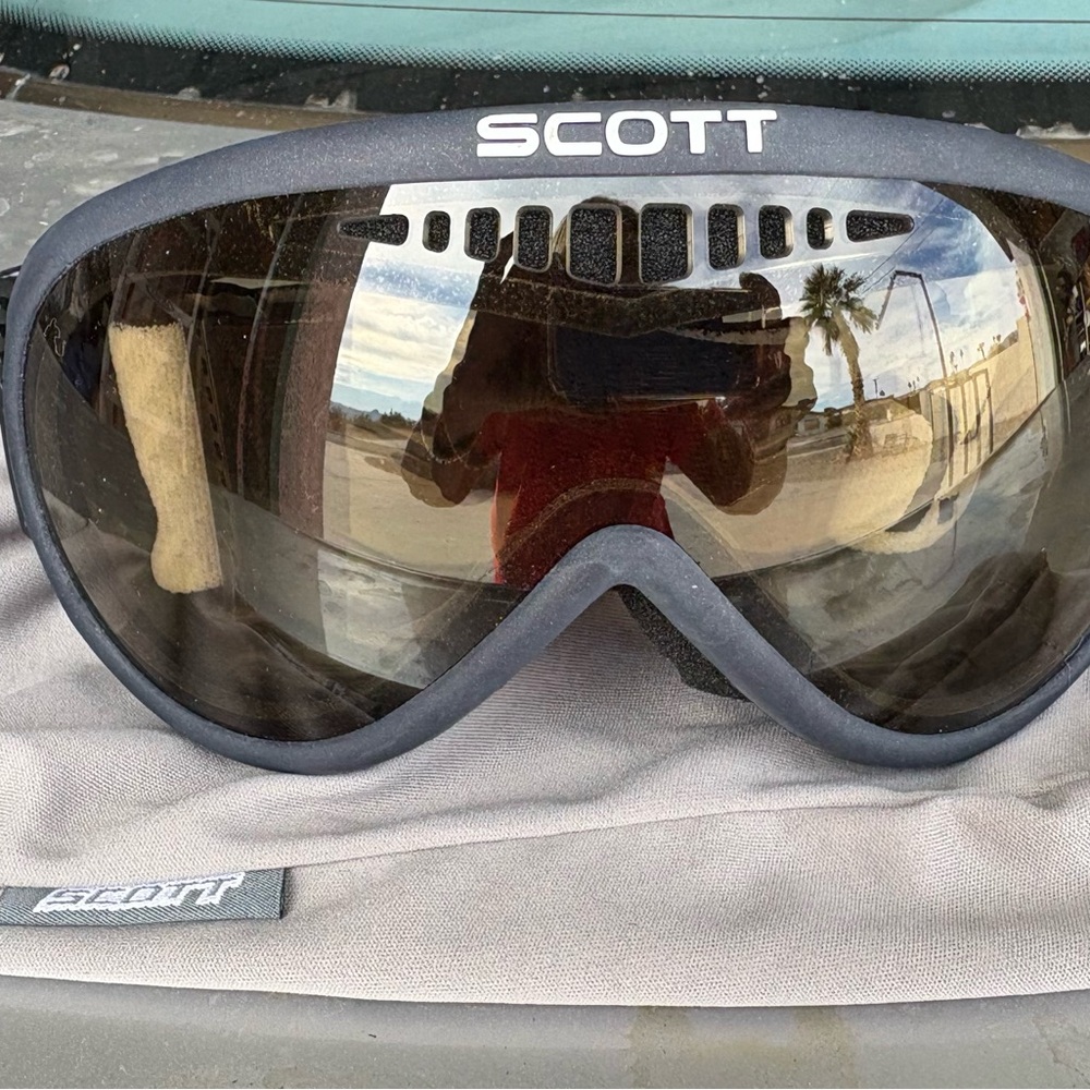 Scott Black and Gray Ski Goggles